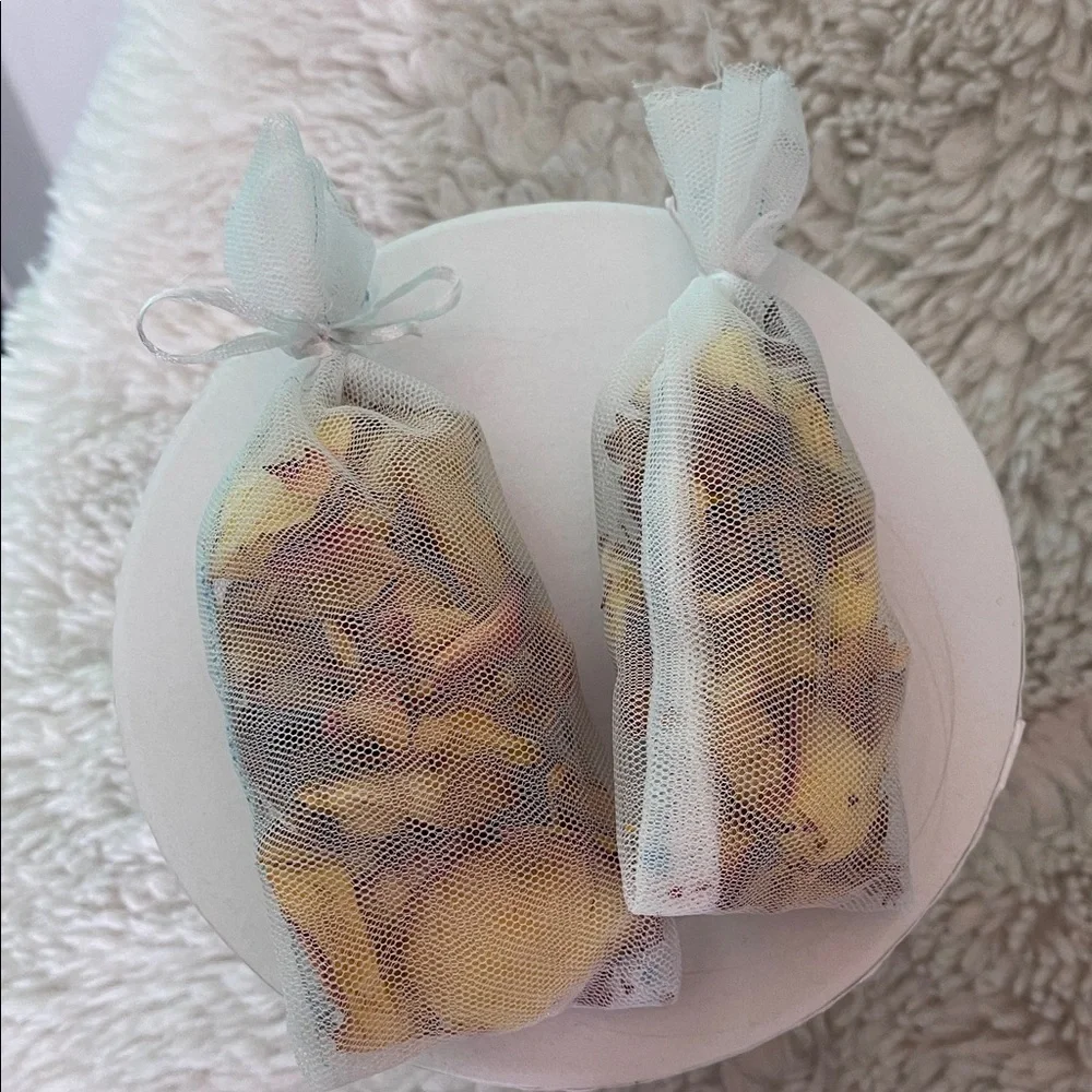 Hand Crafted handcrafted potpourri